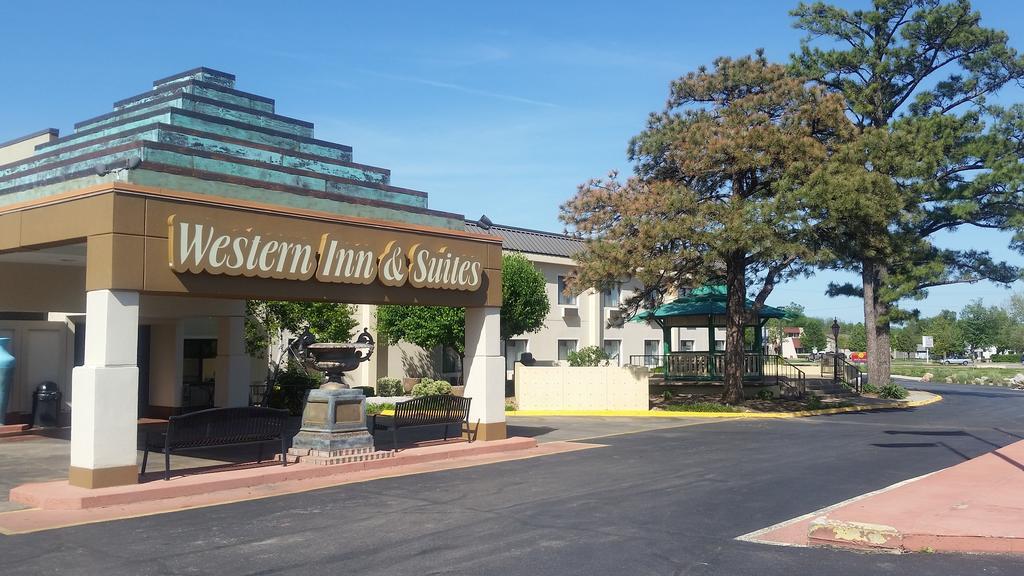 Western Inn And Suites Enid Exterior photo